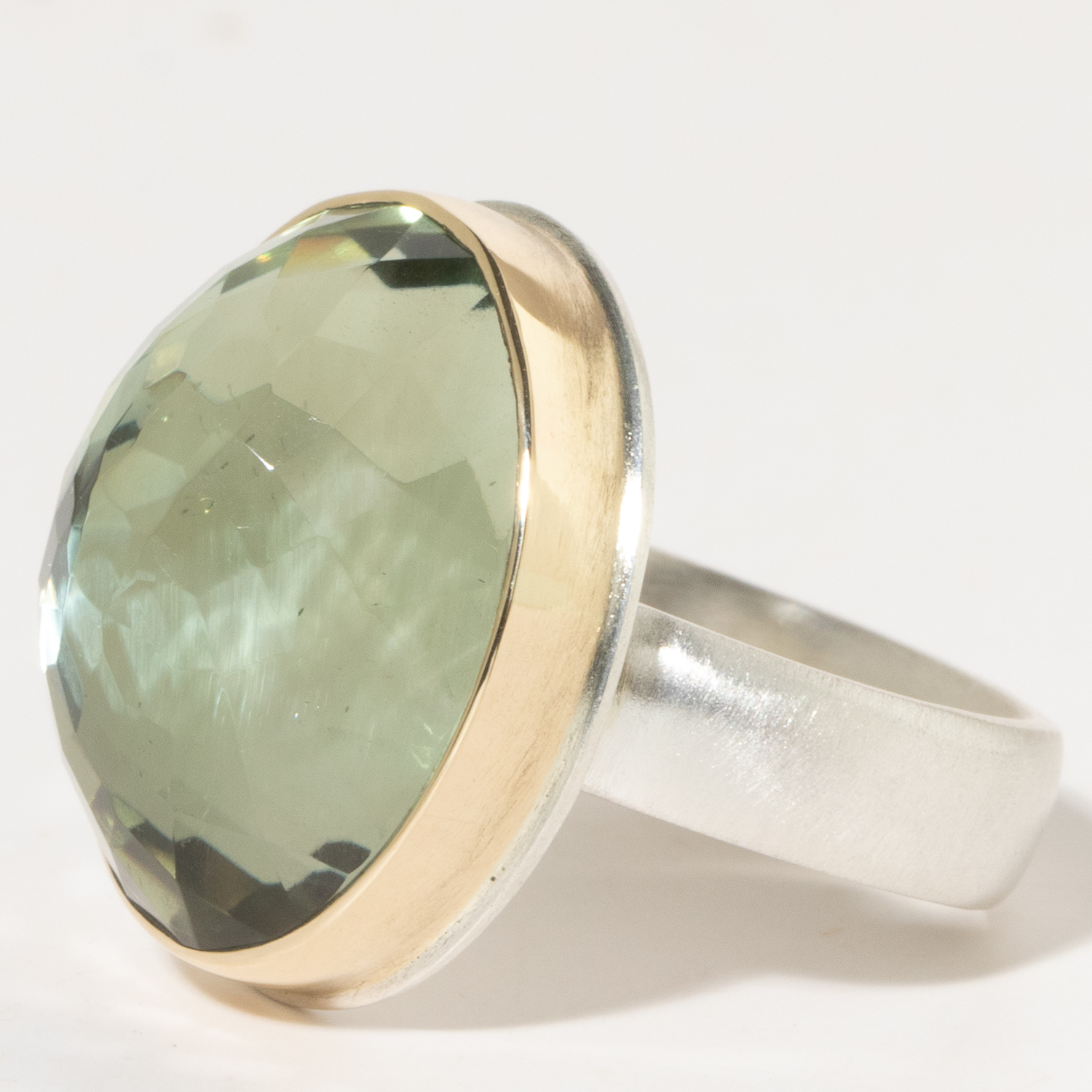 Jamie Joseph:Sterling & 14K Gold Ring w/ Oval Inverted Vertical MINT QUARTZ on Comfort Band