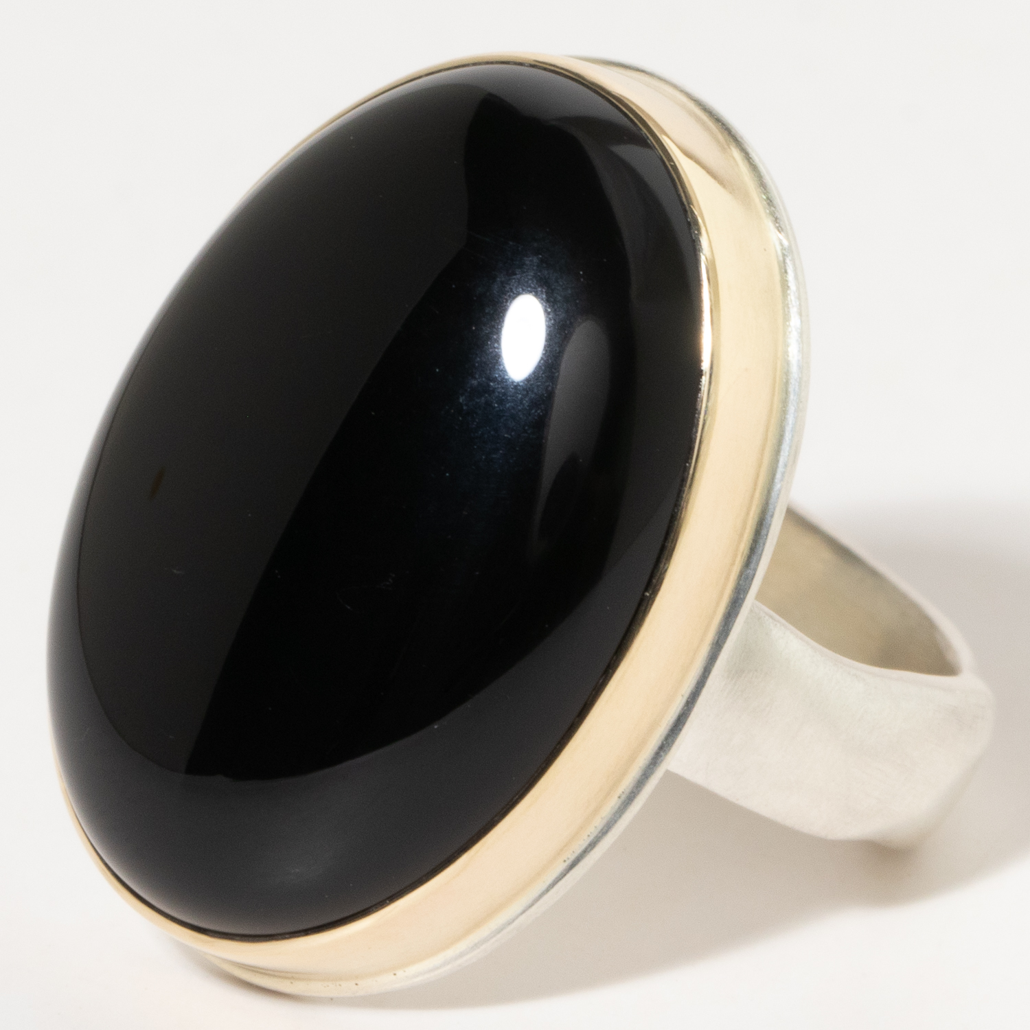 Jamie Joseph:Sterling & 14K Gold w/ Smooth Vertical Oval BLACK ONYX on Groovy Band