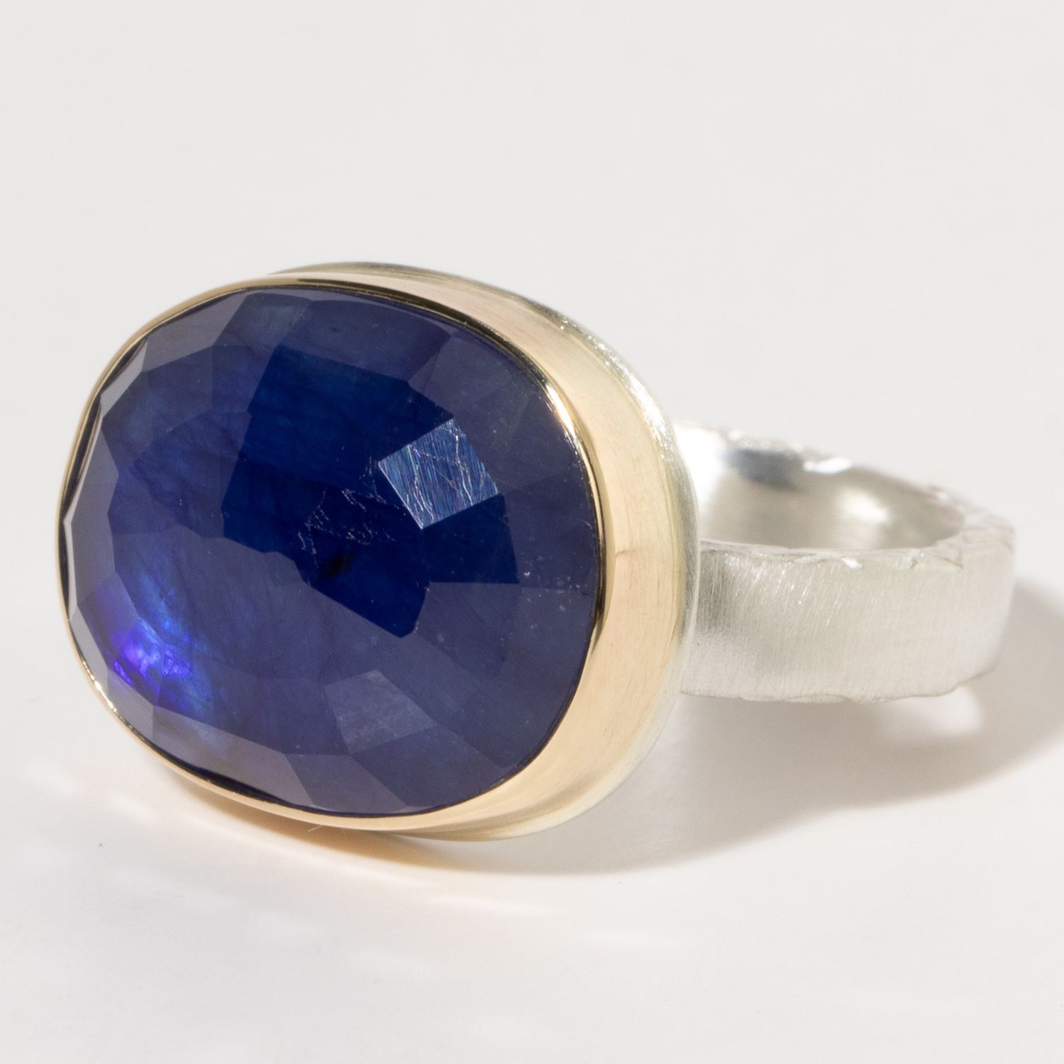 Jamie Joseph:Sterling & 14K Gold Ring w/ Faceted Oval BLUE SAPPHIRE on Middle Bark Band