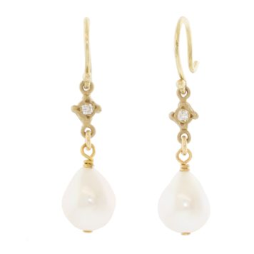 Victoria Cunningham Trunk Show:14k dia + pearl earrings