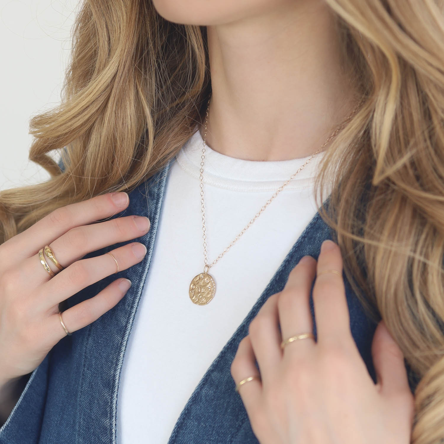 Victoria Cunningham Trunk Show:14K love u2 the moon (charm only)