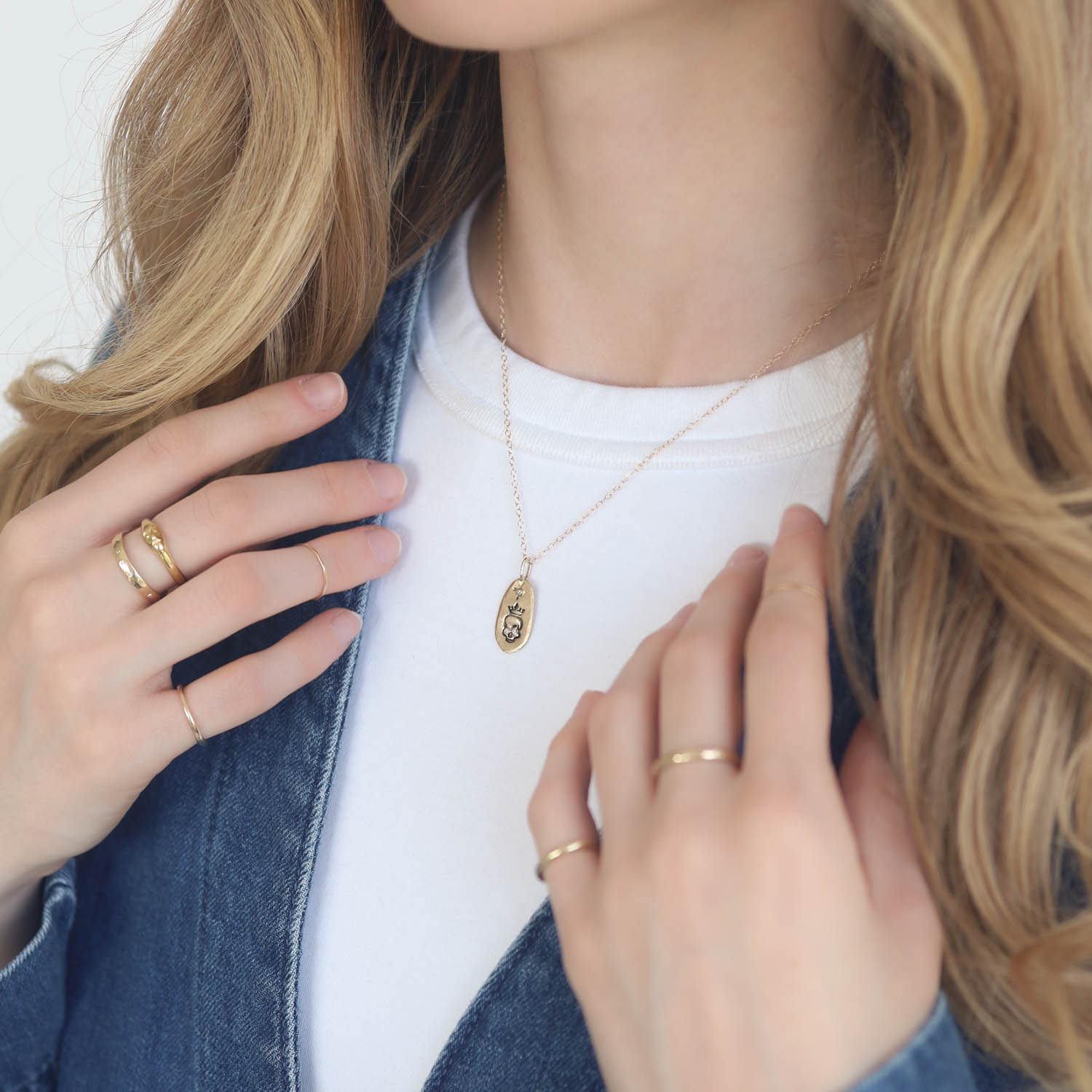 Victoria Cunningham Trunk Show:14k courage (charm only)