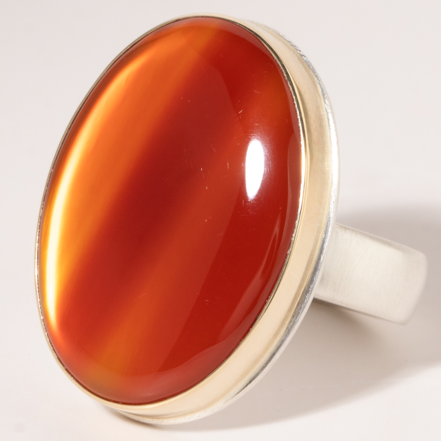 Jamie Joseph:Sterling & 14K Gold Ring w/ Vertical Oval Smooth CARNELIAN on Comfort Band sz. 8