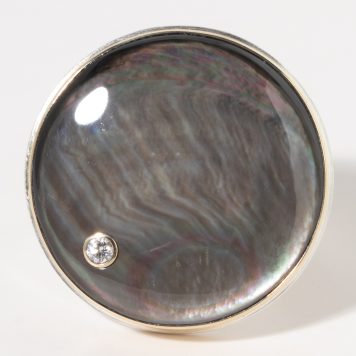 Jamie Joseph:Sterling & 14K Gold Ring w/ Round BLACK MOTHER OF PEARL & .03 ct Diamond on Y Band Sz. 7.75
