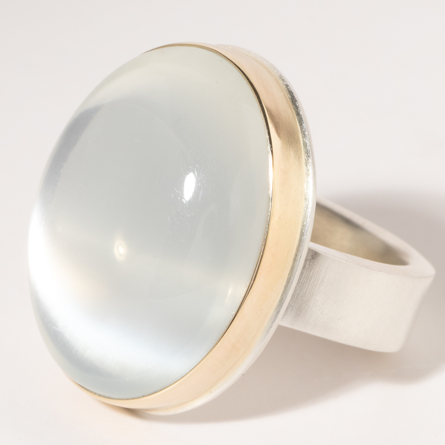 Jamie Joseph:Sterling & 14K Gold Ring w/ Oval Vertical CATS EYE MOONSTONE on Z Band Sz. 7.75