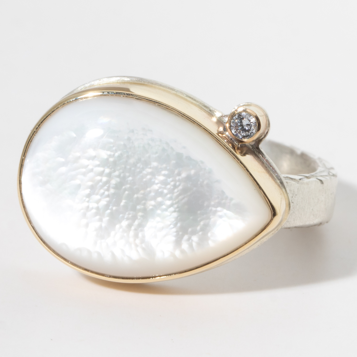 Jamie Joseph:Sterling & 14K Gold Ring w/ Teardrop WHITE MOTHER-OF-PEARL and .03 Pt Satellite Diamond on Middle Bark Band Sz 7.5
