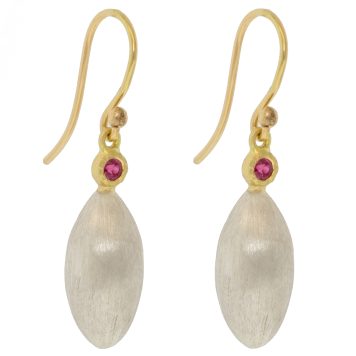 Yasuko Azuma: Earrings, SS "Kinomi" w/ 0.08ct Rubies & 18k wire