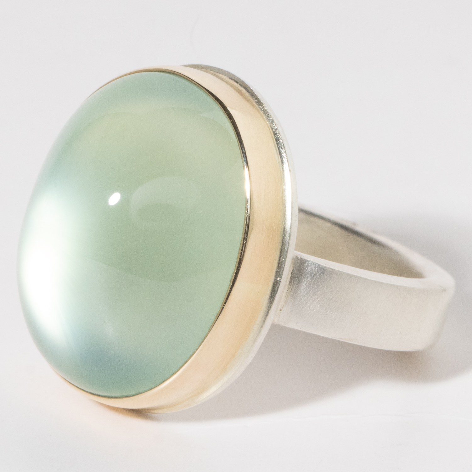 Jamie Joseph: Sterling & 14K Gold Ring w/ Oval Vertical, Smooth PREHNITE on Comfort Y Band, 7.25