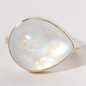 Jamie Joseph: Sterling & 14K Gold Ring w/ TearDrop Smooth WHITE RAINBOW MOONSTONE on Middle Organic Band, size 8
